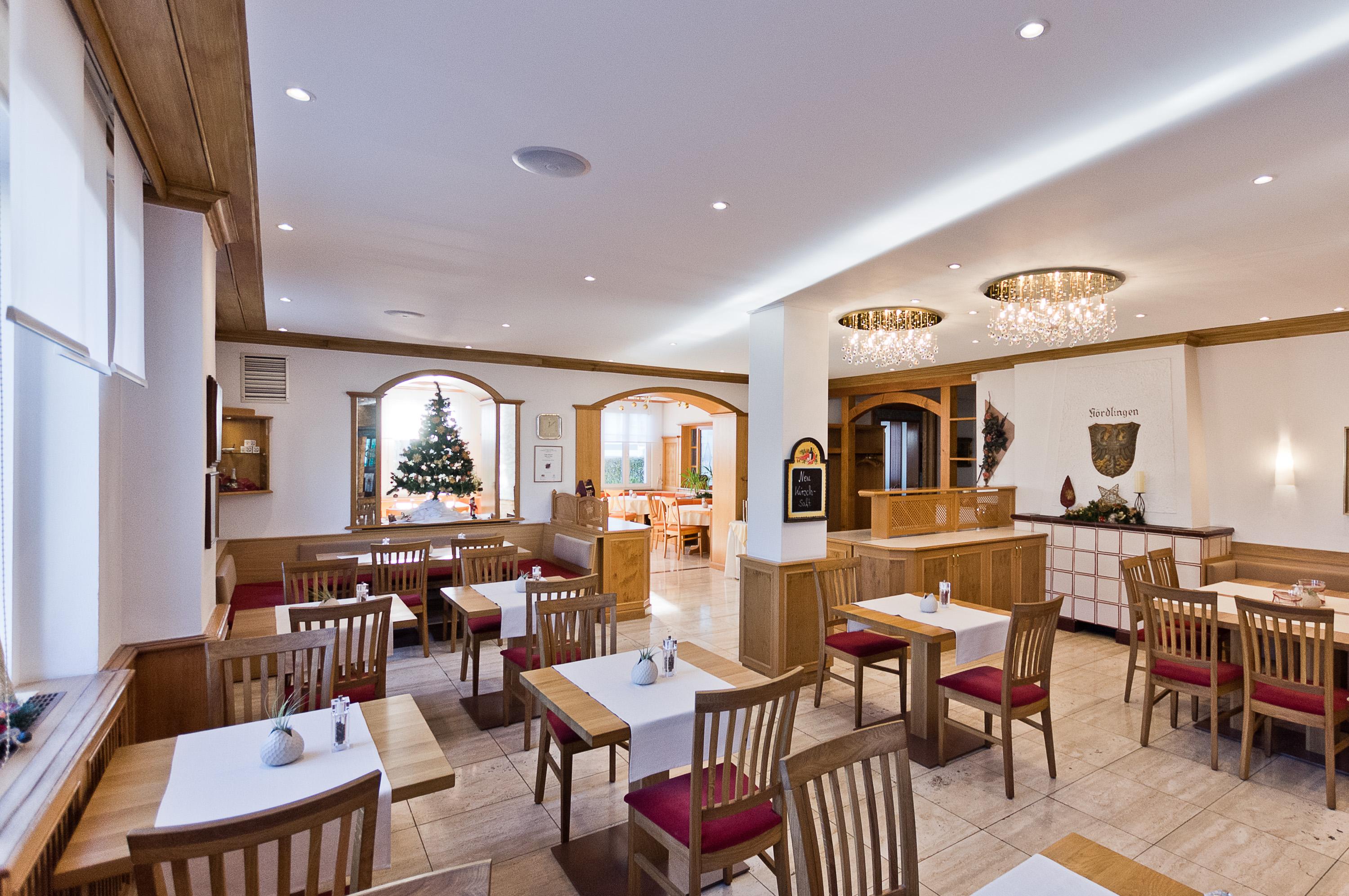 נורדלינגן Arthotel Ana Flair מראה חיצוני תמונה